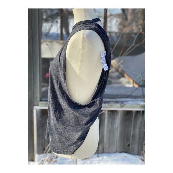 Free People No Sweat Tank Asphalt Grey XS NWT Criss-Cross Back - Picture 9 of 16